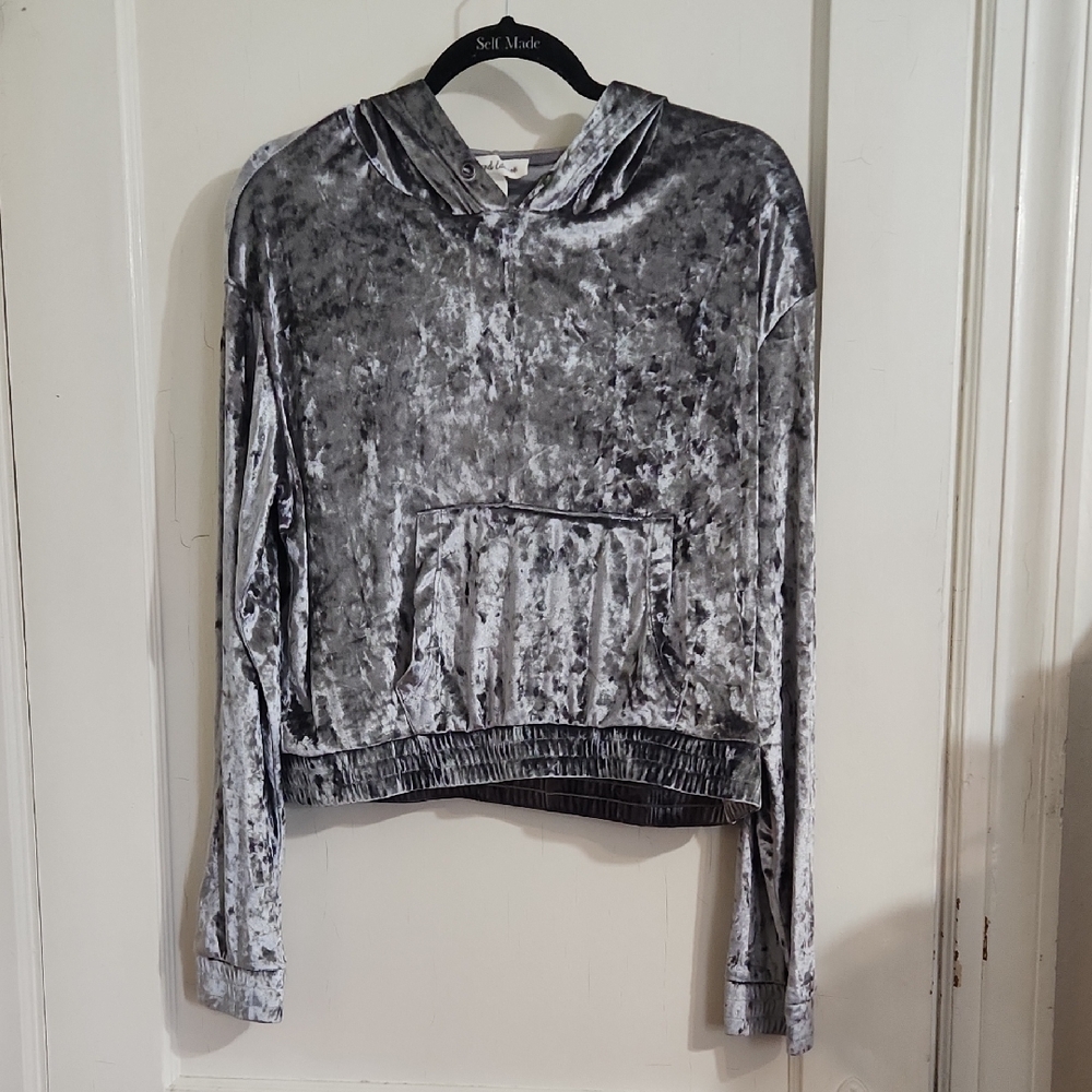 Set Mode Gray Velvet Hoodie